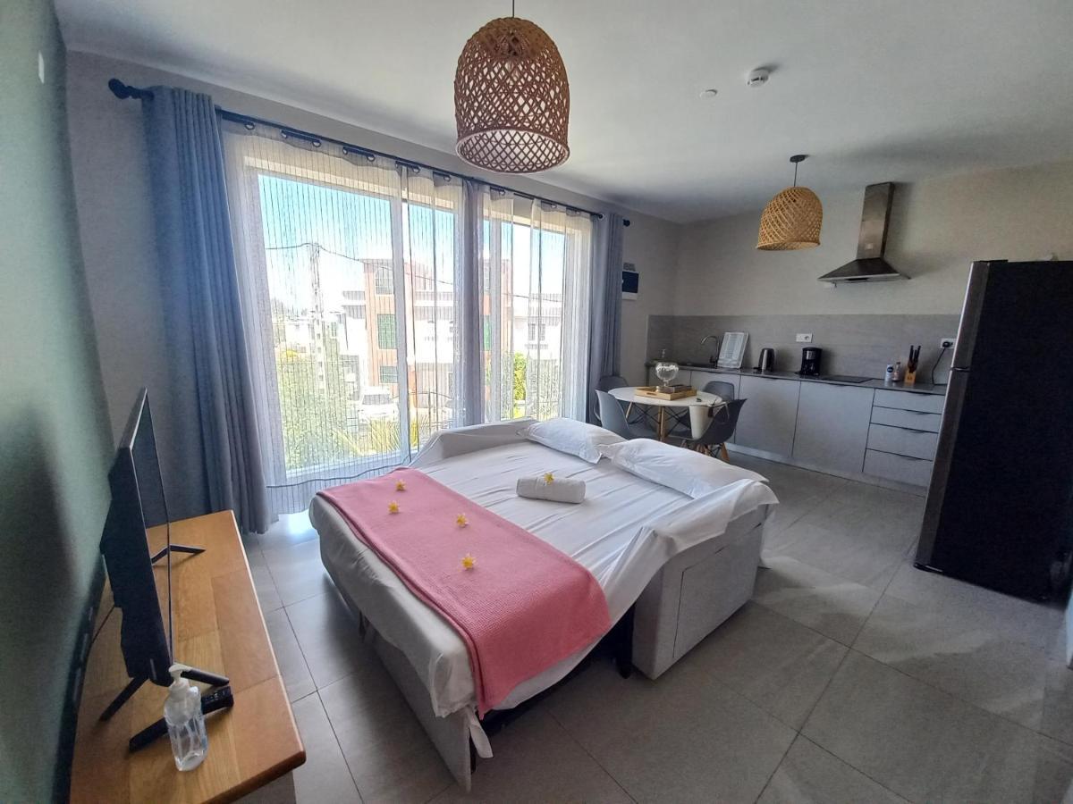 Bois Mapou Self Catering Apartments Unit 204 Rivière Noire Extérieur photo